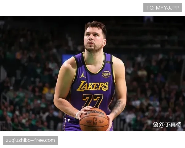 湖人调整轮换策略 詹姆斯与东契奇里夫斯搭配待优化